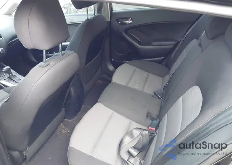 2016 Kia Forte Lx из США, поврежденный, VIN KNAFK5A82G5607744